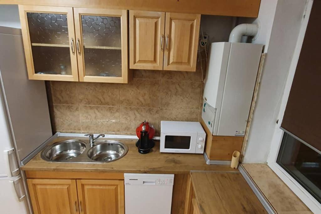 Titian'S Cozy Apartment Sibiu Ngoại thất bức ảnh