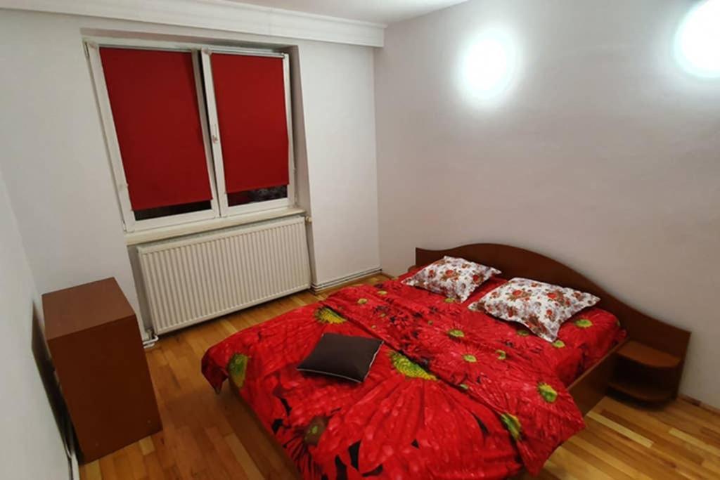 Titian'S Cozy Apartment Sibiu Ngoại thất bức ảnh